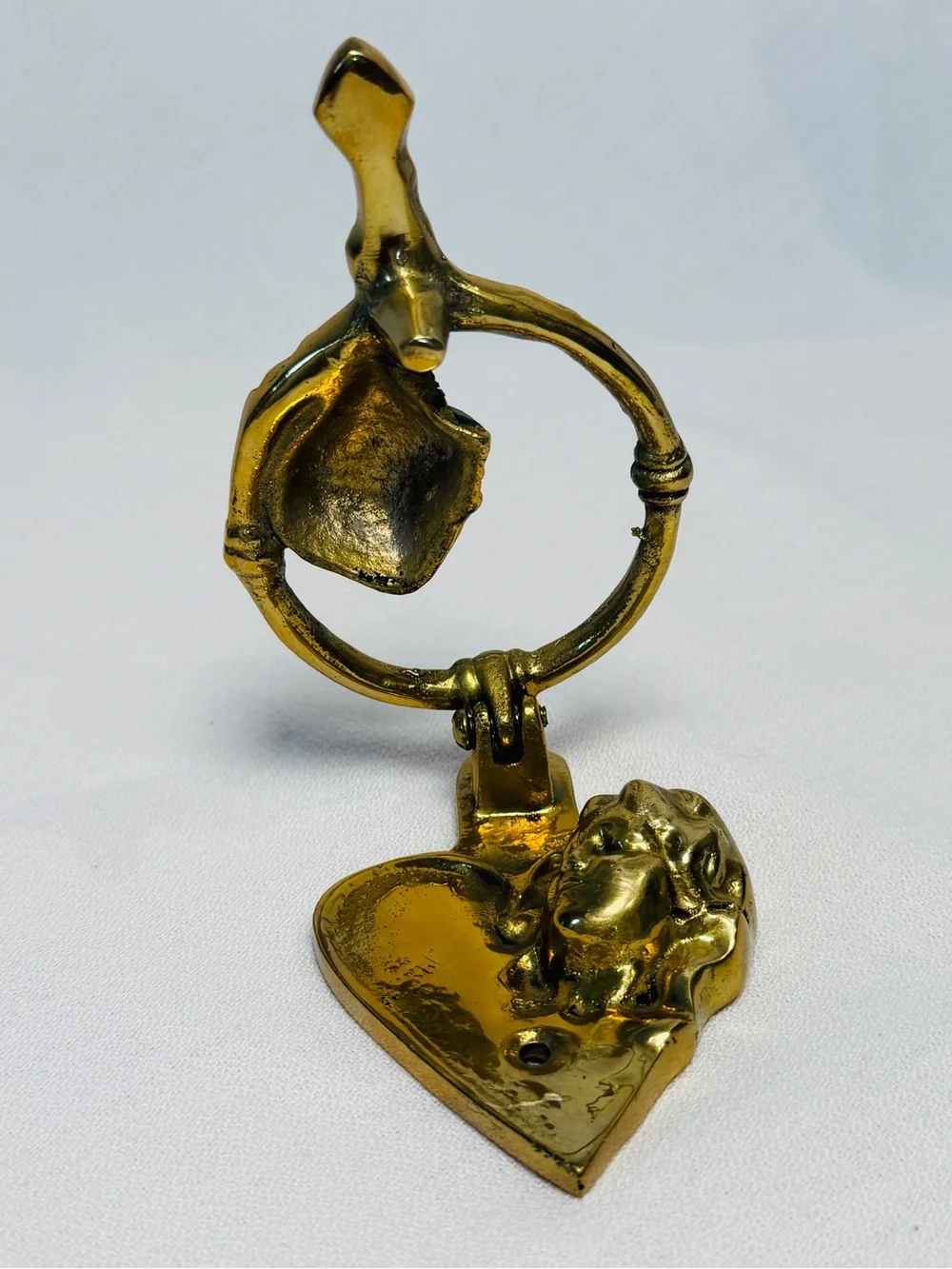 Vintage NOS Brass Colored Sweetheart Kissing Lovers Door Knocker Heart 5” Unused
